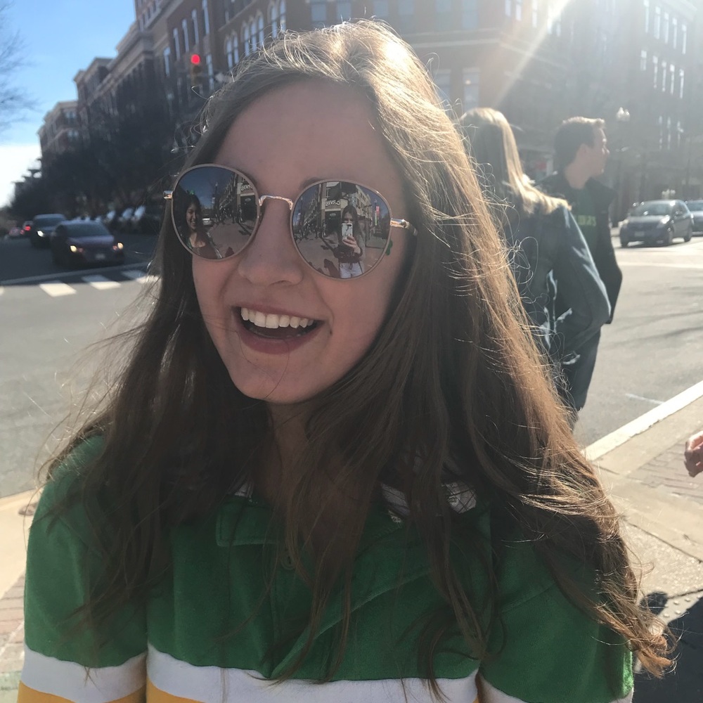 Meet the Posher, Carly🌻🌎